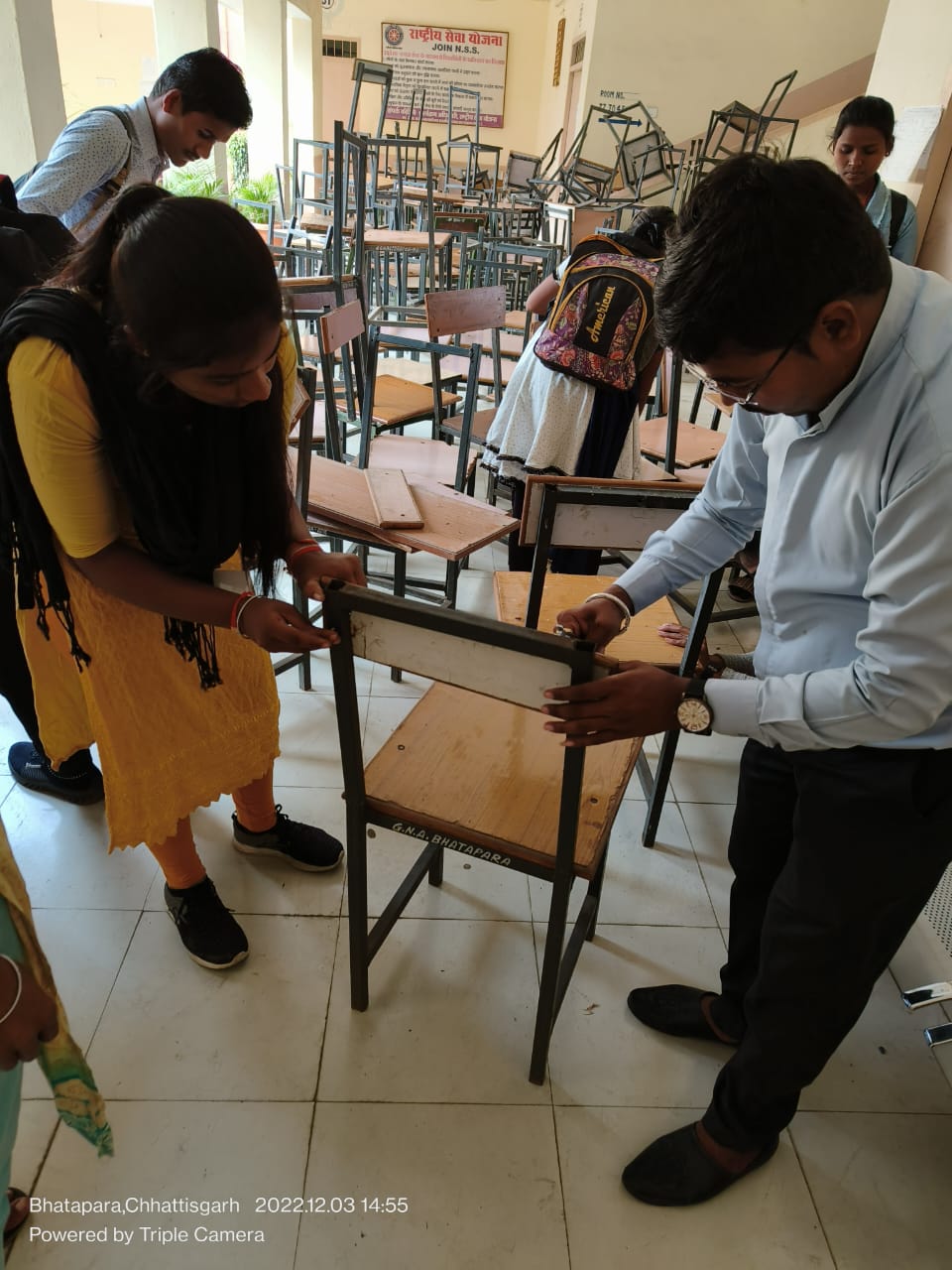 Govt. G. N. A. P.G. College, Bhatapara | Govt. College Bhatapara-Furniture Repairing by NSS Ceded 